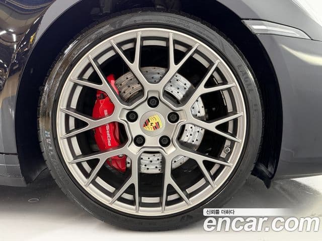 Porsche 911 2020 — ფოტო 16/20