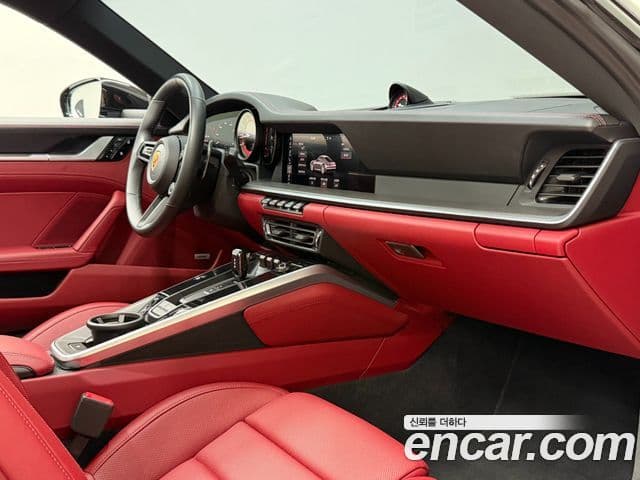 Porsche 911 2020 — ფოტო 4/20