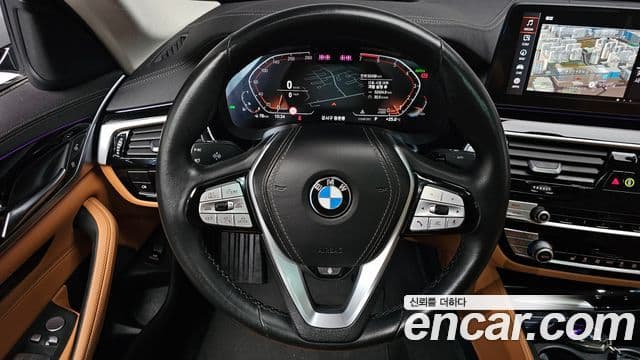 BMW 5 Series 2022 — Фото 13/20