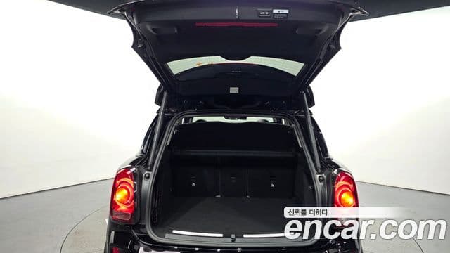 Mini Cooper S Countryman 2019 — Şəkil 19/20