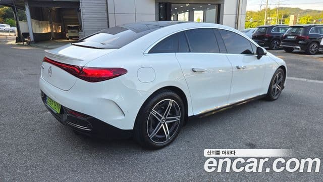 Mercedes-Benz EQE 2024 — ფოტო 4/16