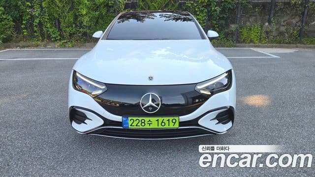 Mercedes-Benz EQE 2024 — ფოტო 6/16
