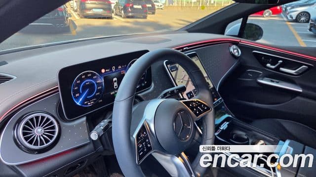 Mercedes-Benz EQE 2024 — ფოტო 11/16
