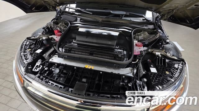 Mercedes-Benz EQS 2023 — Photo 18/36