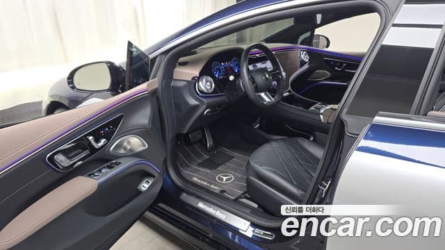 Mercedes-Benz EQS 2023 — Photo 10/36