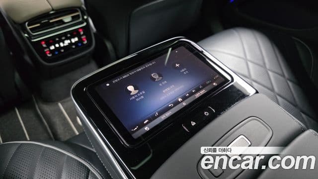 Mercedes-Benz EQS 2023 — Photo 13/36