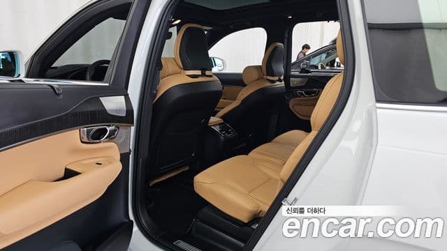 Volvo XC90 2024 — Şəkil 11/20