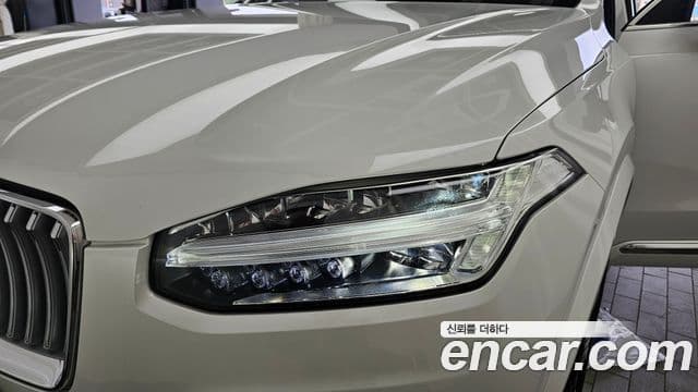 Volvo XC90 2024 — Photo 11/34