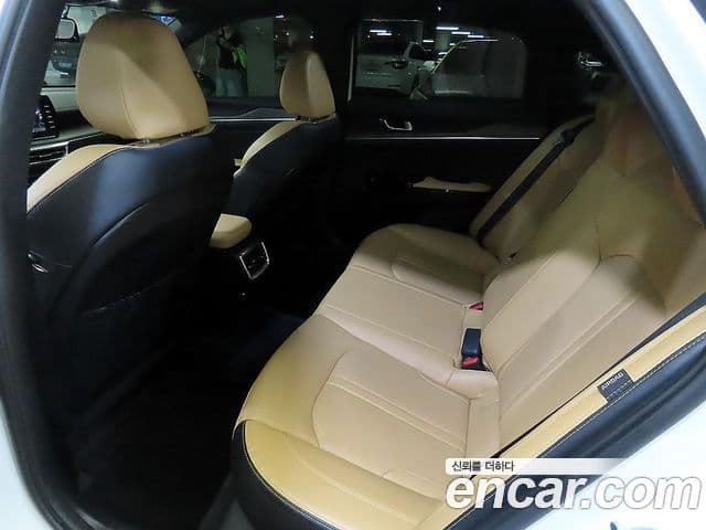 Kia K5 2022 — фото 10 из 20