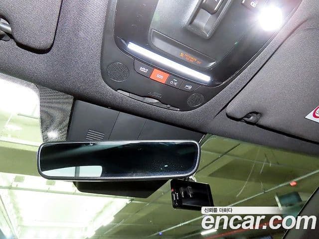 Kia K5 2022 — фото 15 из 20