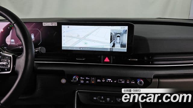 Kia Carnival 2024 — ფოტო 13/20