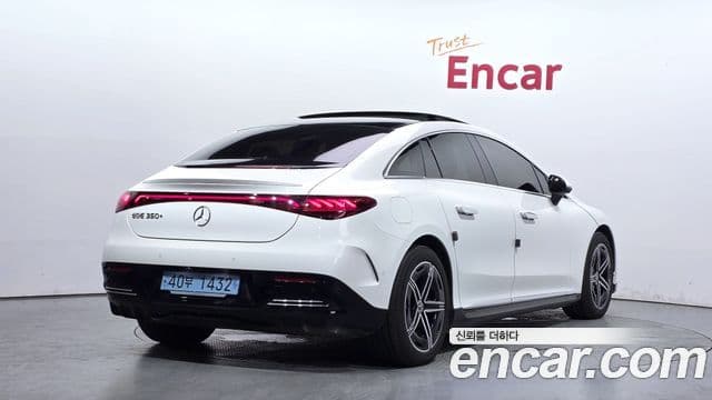 Mercedes-Benz EQE 2023 — ფოტო 6/33