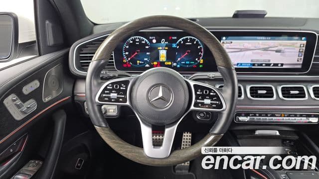 Mercedes-Benz GLS-Class 2021 — ფოტო 13/20