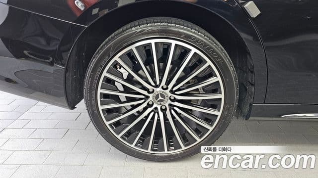 Mercedes-Benz E-Class 2024 — фото 5 из 20