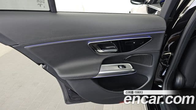 Mercedes-Benz E-Class 2024 — Şəkil 17/32