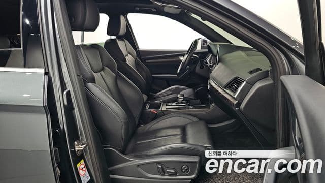 Audi Q5 2023 — Şəkil 12/20