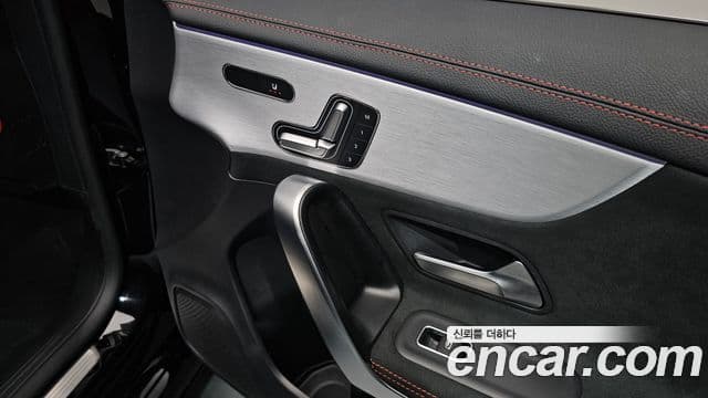 Mercedes-Benz CLA-Class 2021 — ფოტო 18/20