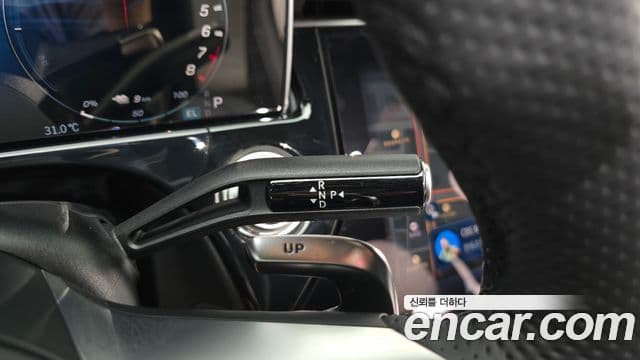 Mercedes-Benz E-Class 2025 — Фото 9/20