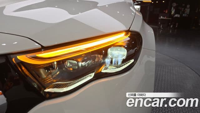 Mercedes-Benz E-Class 2025 — Photo 13/31