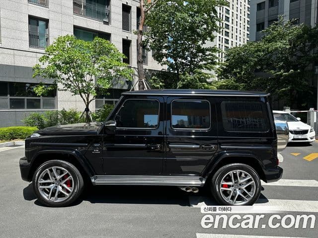 Mercedes-Benz G-Class 2025 — Фото 3/20