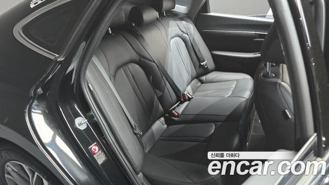 Hyundai Sonata 2022 — Şəkil 12/20