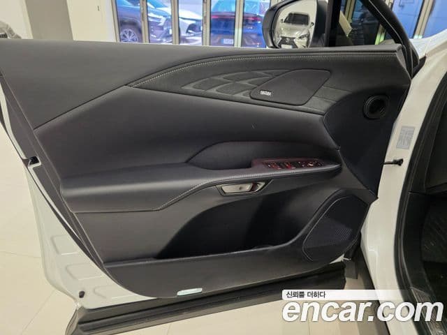 Lexus RX350h 2025 — Photo 10/16