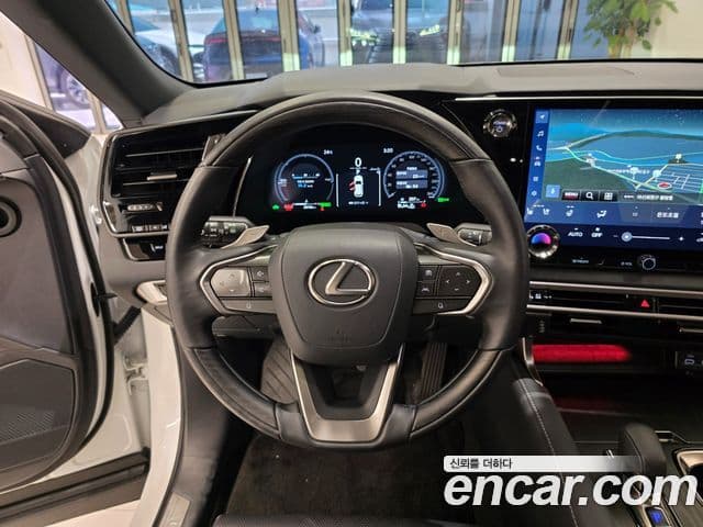 Lexus RX350h 2025 — Photo 9/16