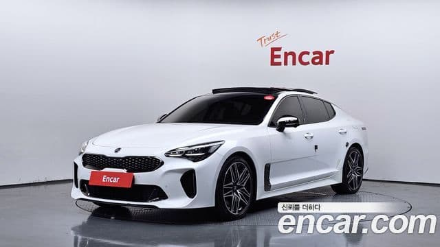 Kia Stinger 2020 — Şəkil 10/20