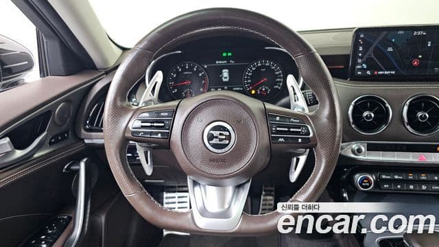 Kia Stinger 2020 — Şəkil 13/20