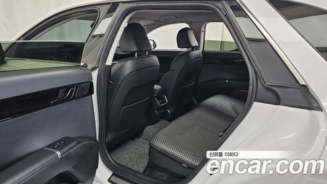 Hyundai Grandeur 2023 — Şəkil 16/20