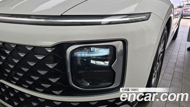 Hyundai Grandeur Hybrid 2023 — ფოტო 4/31