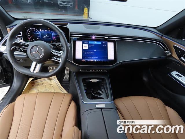 Mercedes-Benz E-Class 2025 — ფოტო 6/20