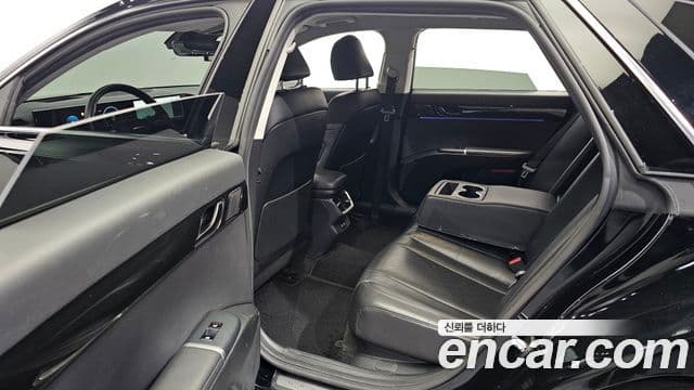 Hyundai Grandeur 2023 — ფოტო 12/20