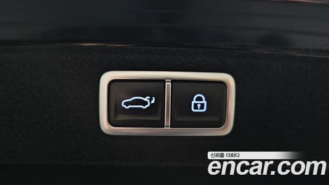 Hyundai Grandeur 2023 — ფოტო 19/20