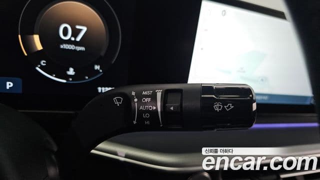Hyundai Grandeur Hybrid 2023 — Photo 24/35