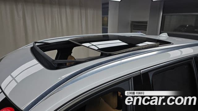 Volvo XC90 2023 — Photo 8/33