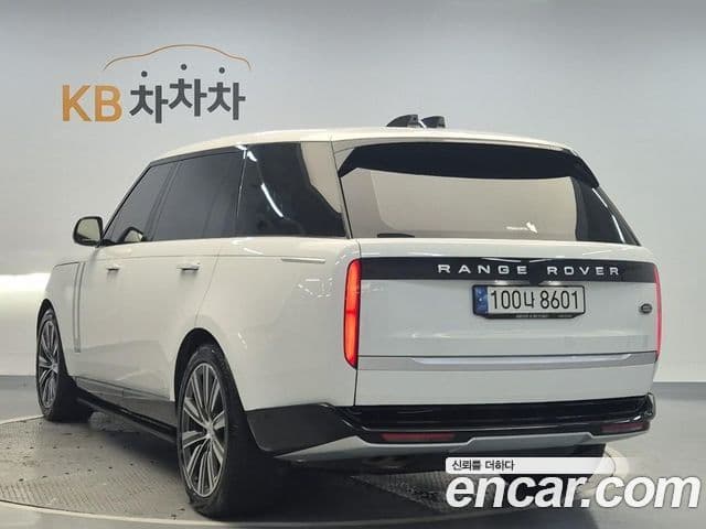 Land Rover Range Rover 2022 — ფოტო 1/20