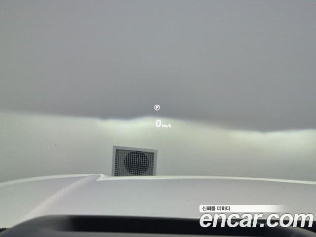 Land Rover Range Rover 2022 — ფოტო 16/20