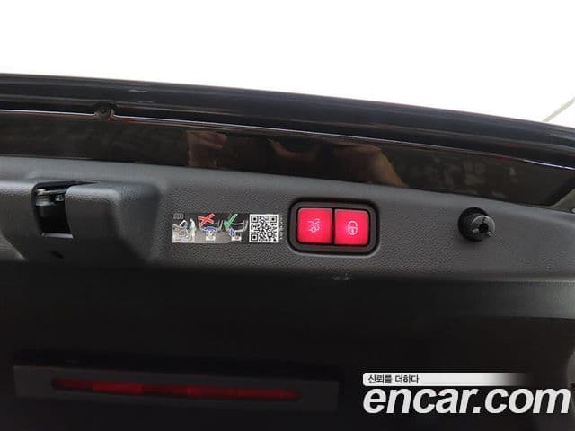 Mercedes-Benz E-Class 2025 — Şəkil 18/20