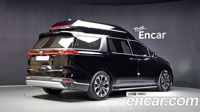 Kia Carnival 2021 — Фото 2/20