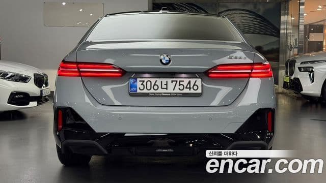 BMW 5 Series 2025 — Şəkil 3/18