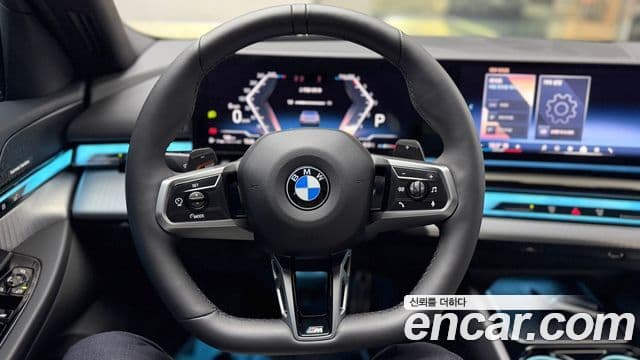 BMW 5 Series 2025 — Şəkil 8/18