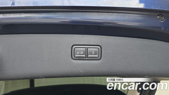 Genesis GV80 2022 — Şəkil 28/33
