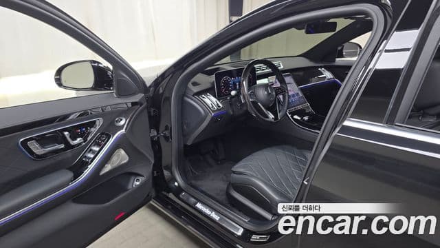 Mercedes-Benz S-Class 2021 — ფოტო 8/20