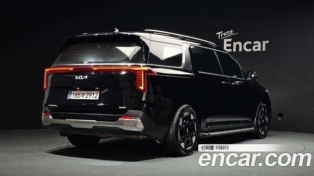 Kia Carnival 2025 — Şəkil 2/20