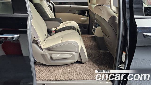 Kia Carnival 2025 — Фото 11/20