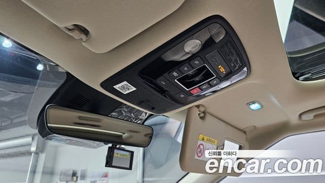 Kia Carnival 2025 — Фото 18/20
