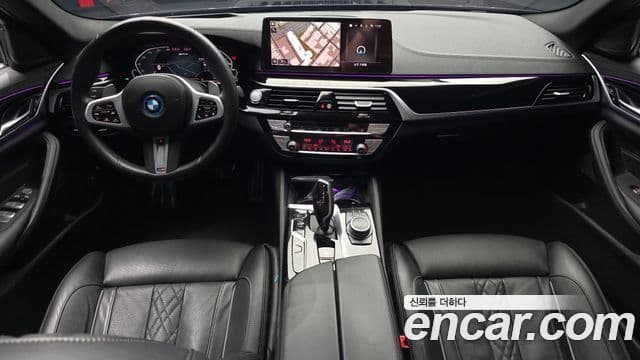 BMW 5 Series 2022 — Şəkil 7/20