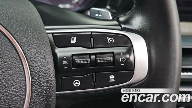 Kia K5 2020 — фото 17 из 20