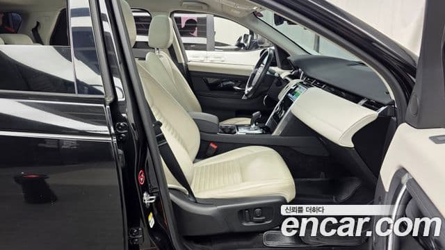 Land Rover Discovery Sport 2020 — ფოტო 11/20